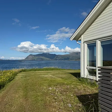 Σπίτι διακοπών Oceanfront Infinity Lodge, Lofoten